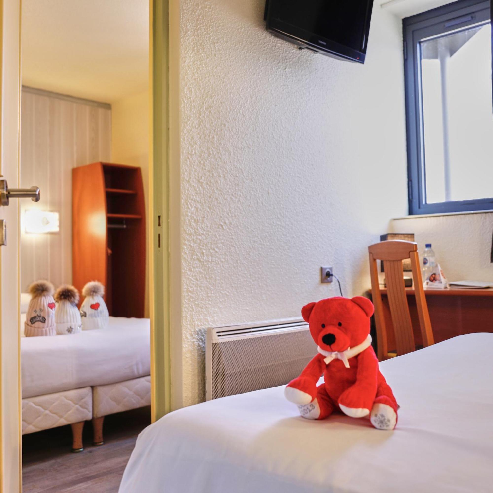 Brit Hotel Chambéry Zewnętrze zdjęcie