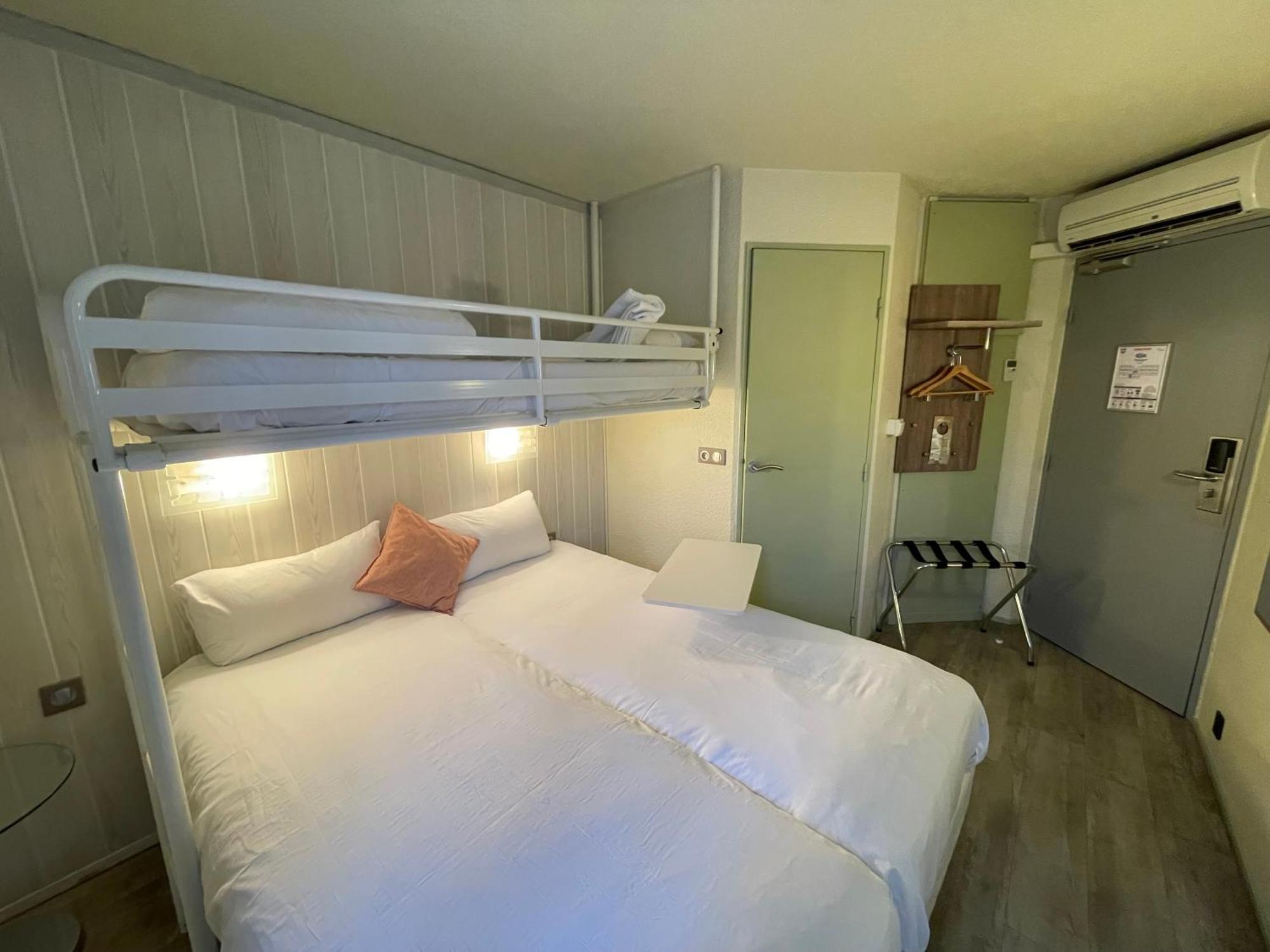 Brit Hotel Chambéry Zewnętrze zdjęcie