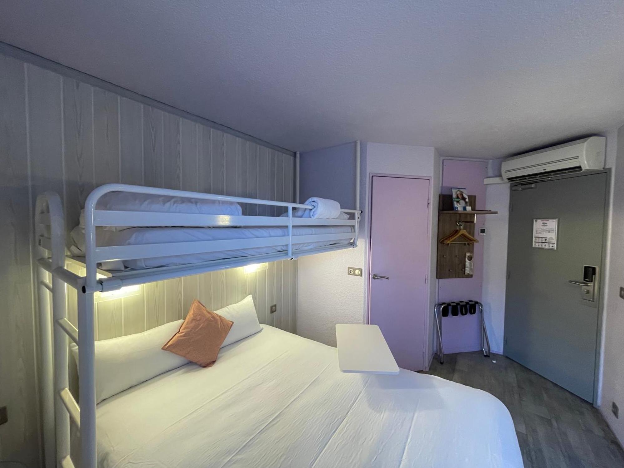 Brit Hotel Chambéry Zewnętrze zdjęcie