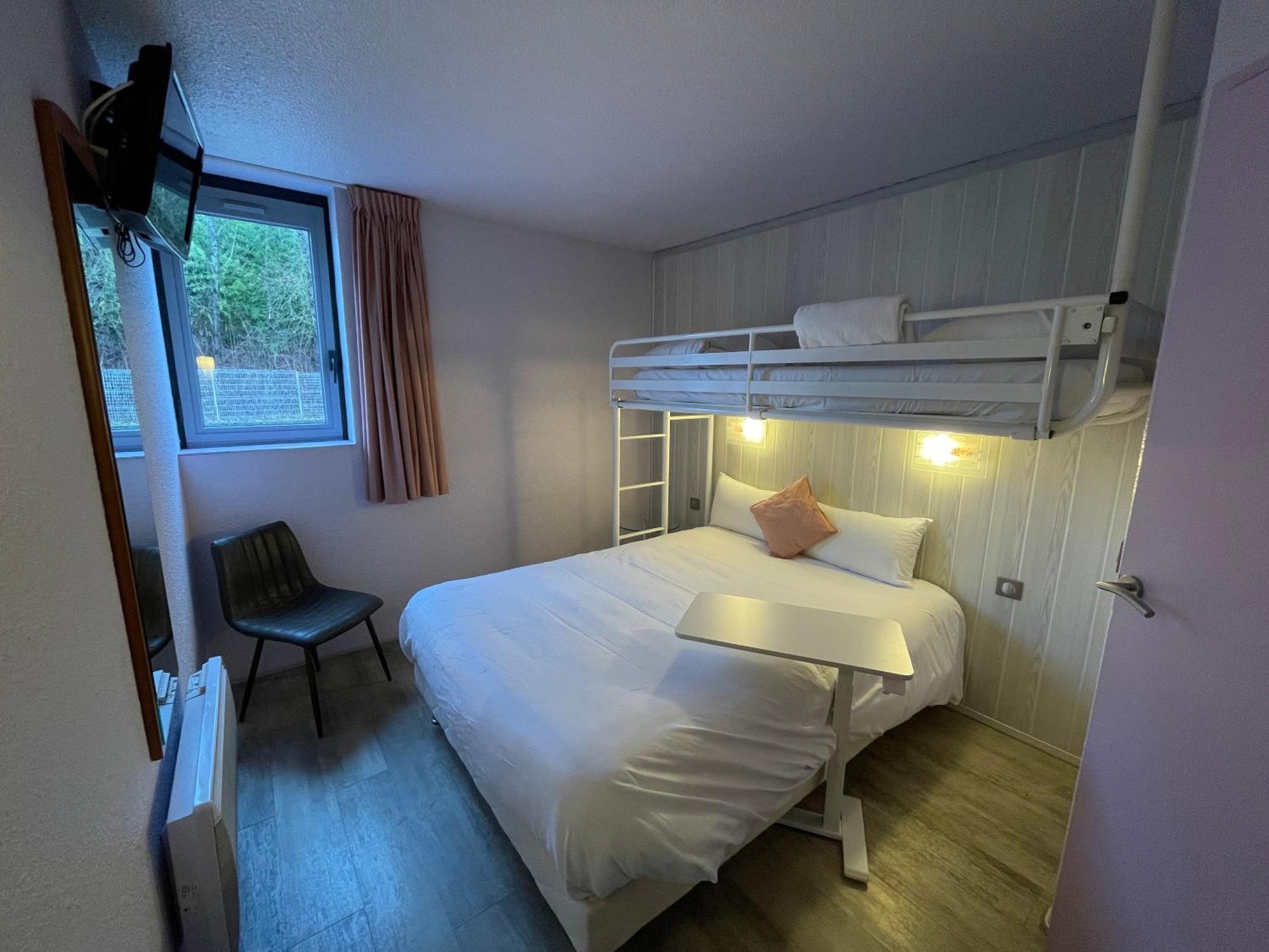 Brit Hotel Chambéry Zewnętrze zdjęcie