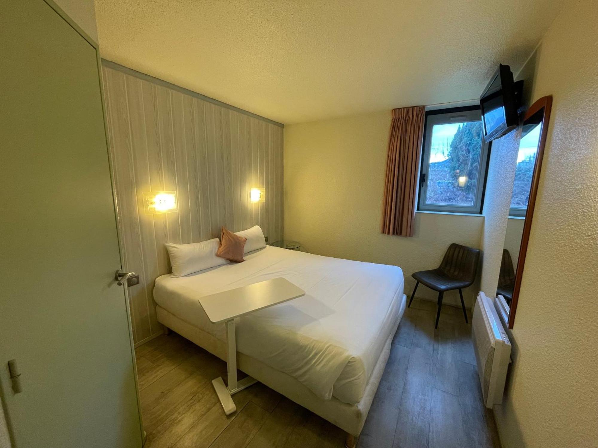 Brit Hotel Chambéry Zewnętrze zdjęcie